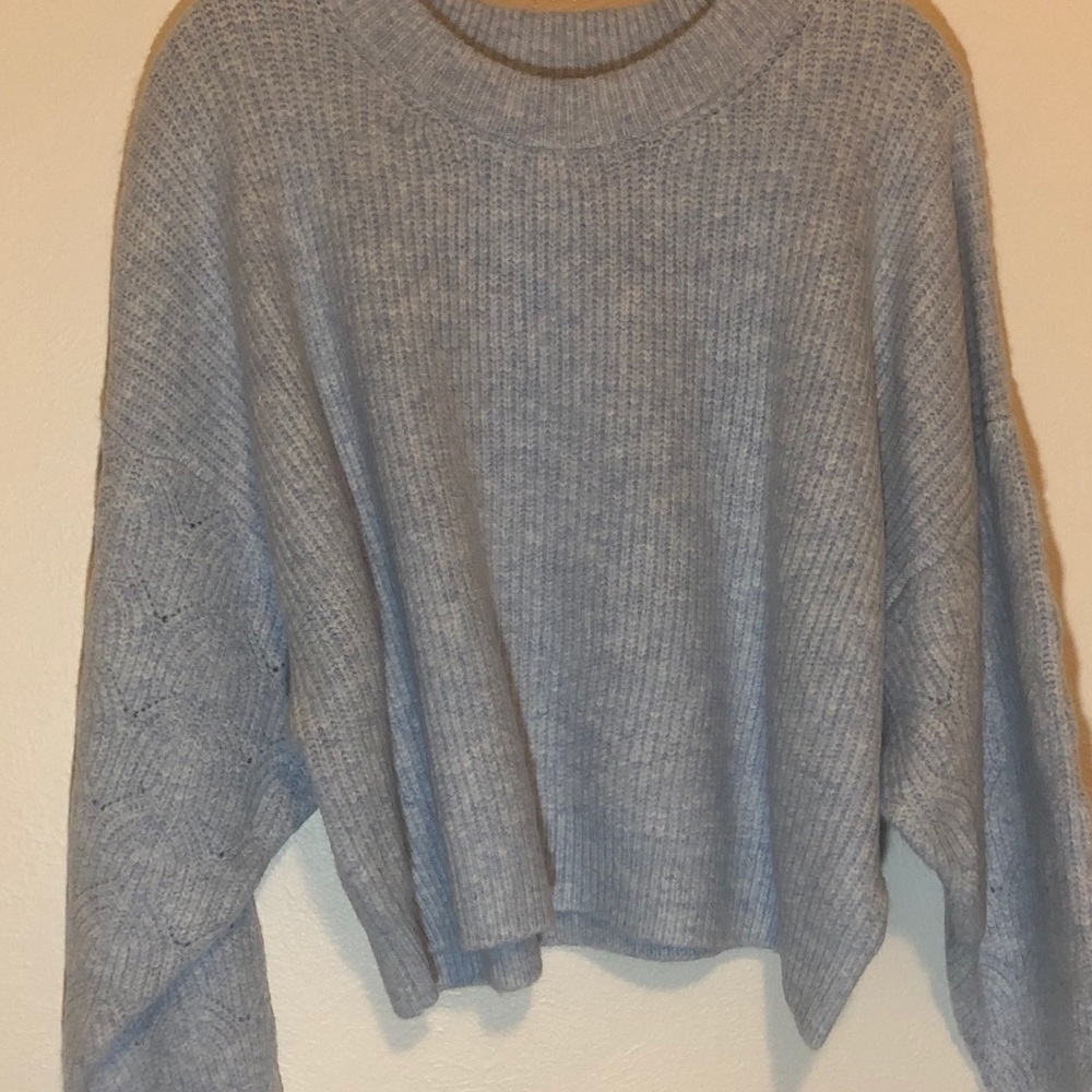 Cropped sweater